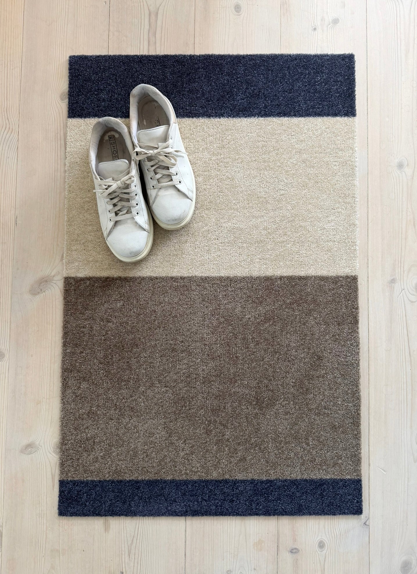 FUSSMATTE 60 x 90 cm - STRIPES BLUE / SAND / IVORY