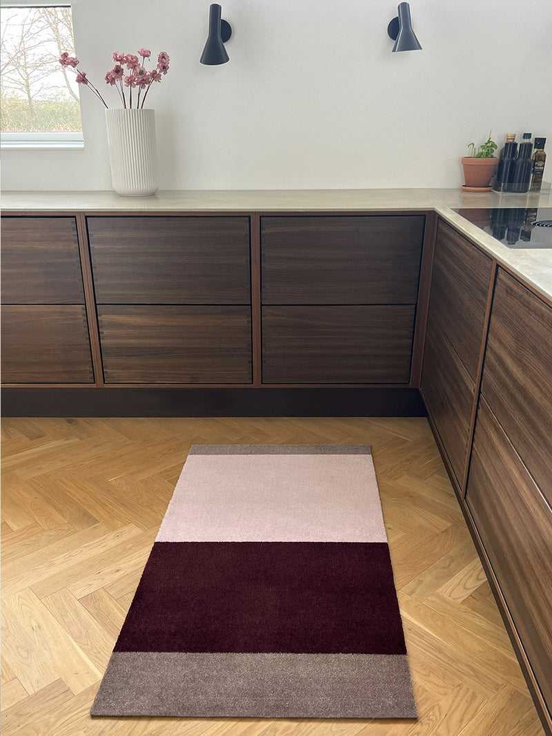 Neuheit  - FUSSMATTE STRIPES - Bordeaux/Rose/Sand