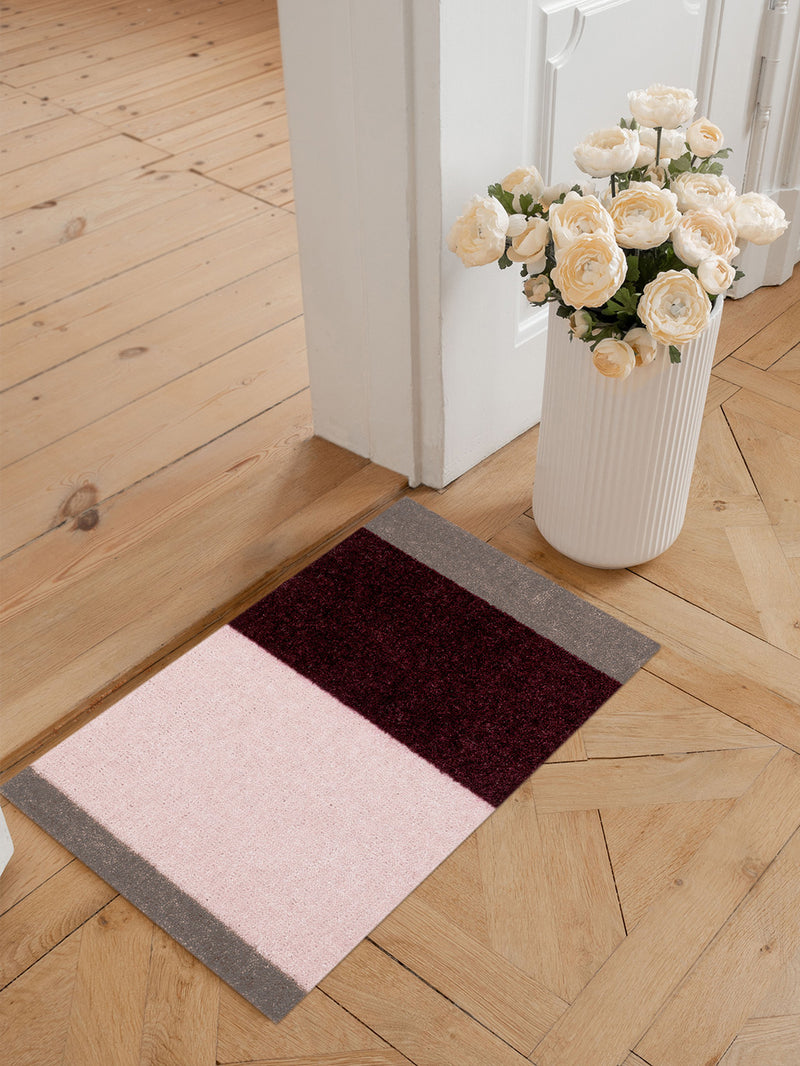 Neuheit  - FUSSMATTE STRIPES - Bordeaux/Rose/Sand