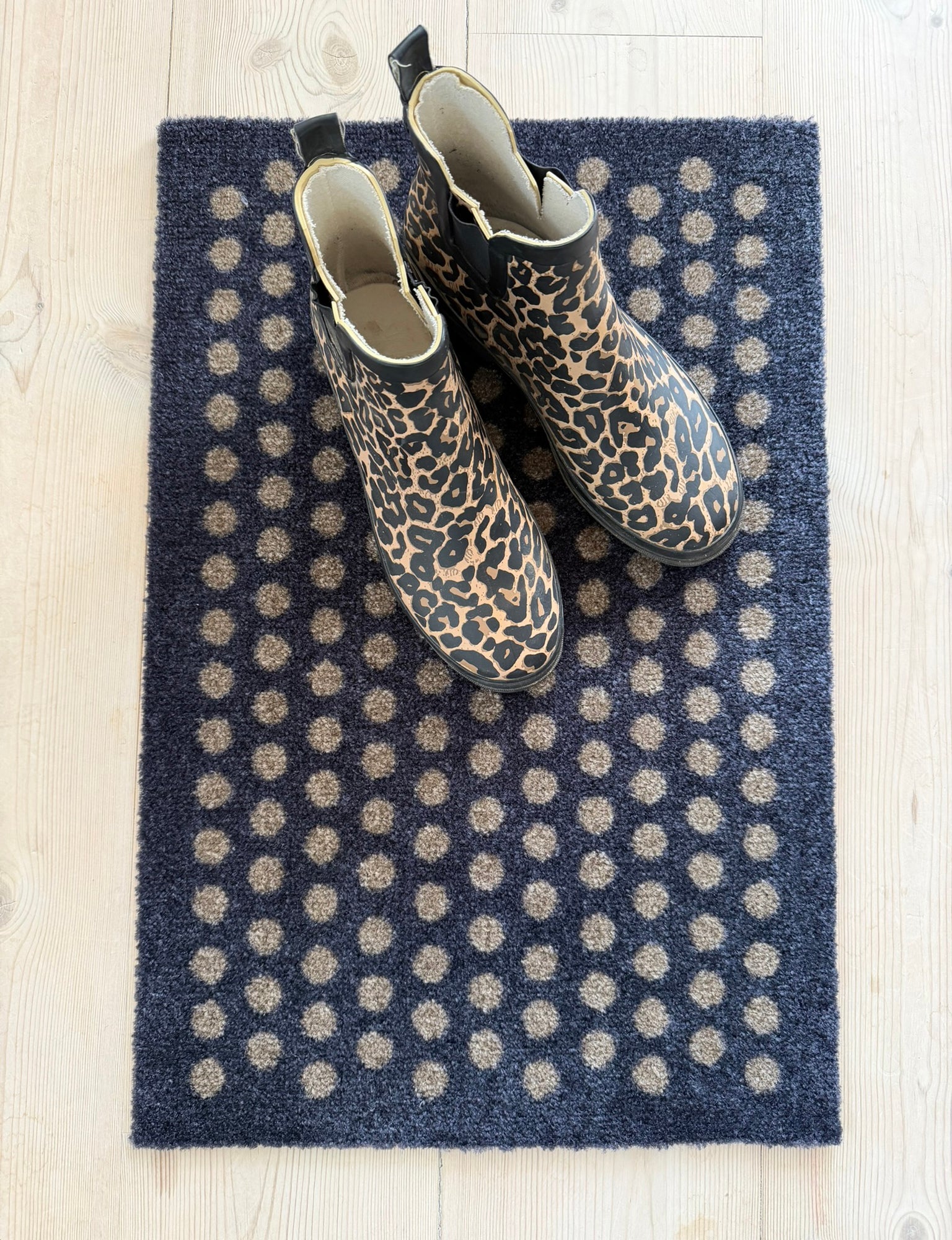 FUSSMATTE 40 x 60 cm – DOT BLAU-GRAU / SAND