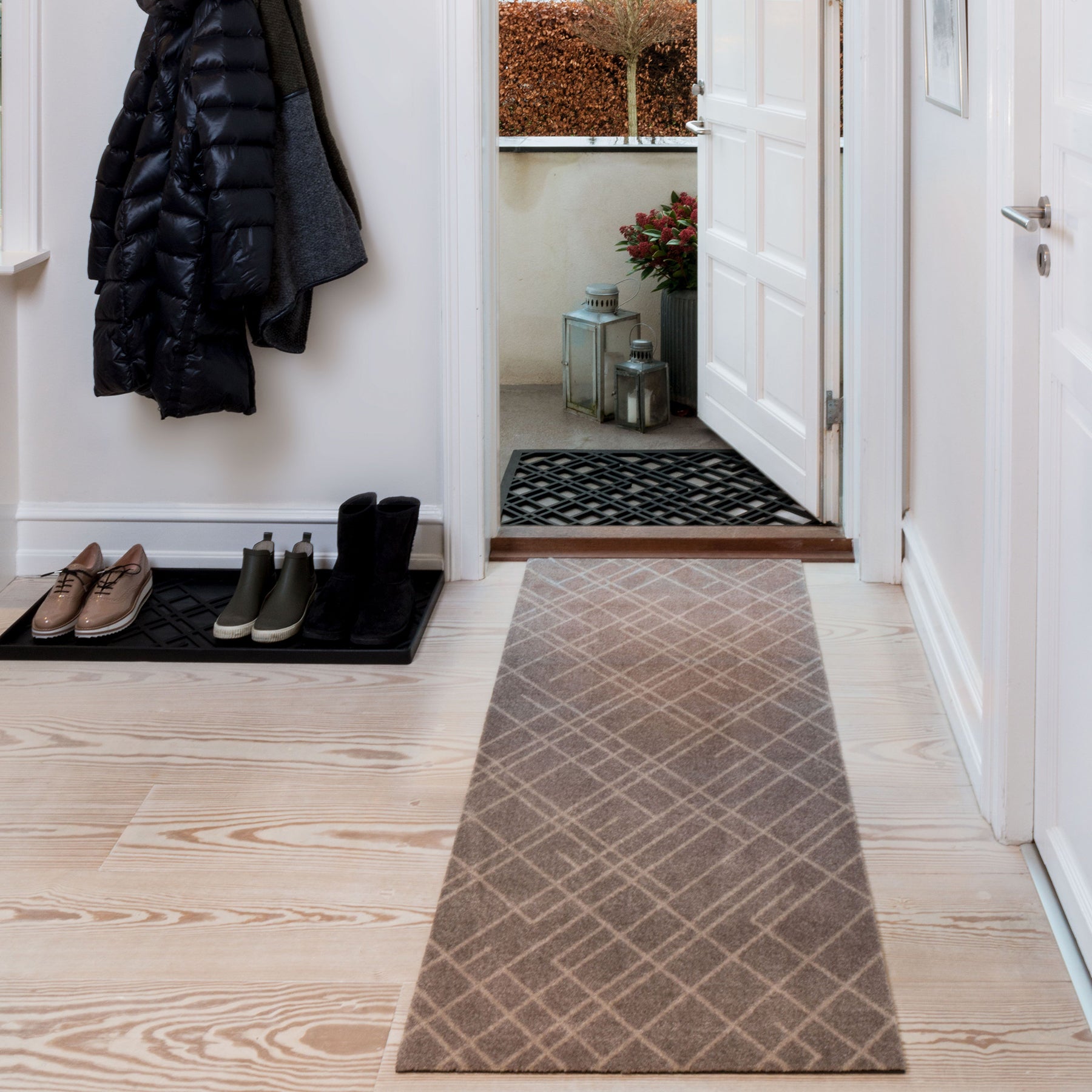 FUßMATTE 67 x 150 CM - LINES SAND/BEIGE