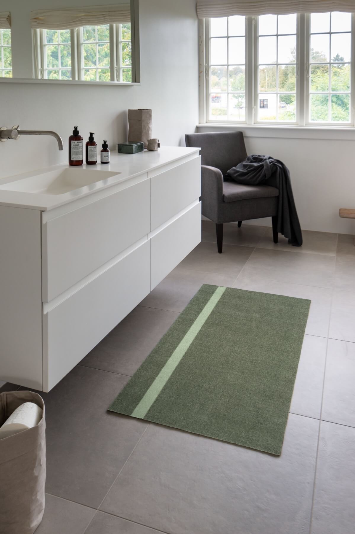 -50% - 40X60 - STRIPES VERTIKAL - HELL / STAUBGRÜN